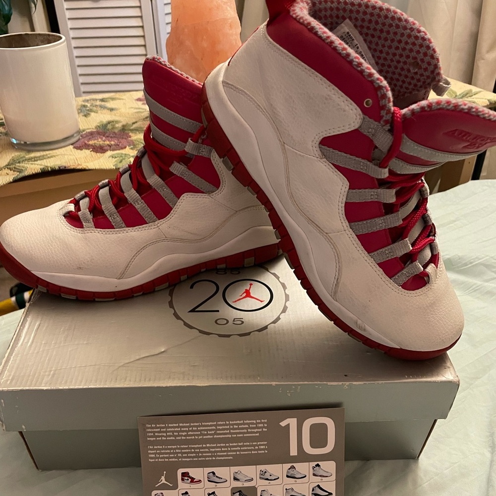 05 Jordan 10s